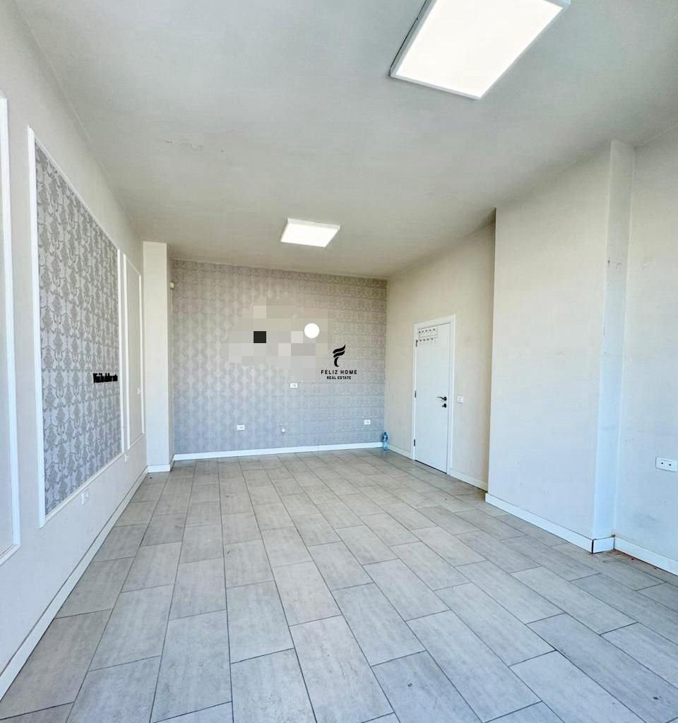 Office for Rent 62 m2, Square 21, 650 EURO FH-72517