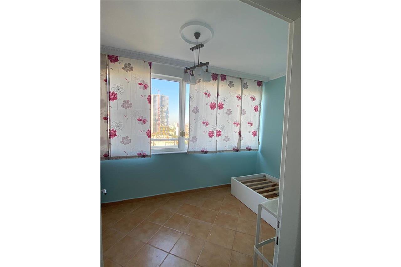 Apartament 2+1+post parkim me qera prane Ambasades Amerikane