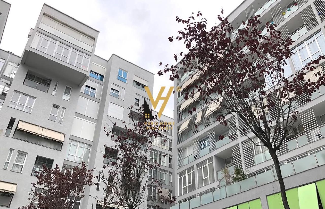 JEPET APARTAMENT 2+1+2+BLK ME QERA TEK KIKA 1 KOMUNA E PARIS