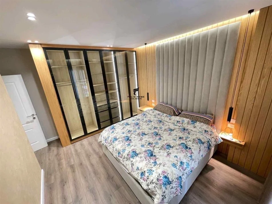 Tirane, vendesi appartamento 2+1 Piano 1, 111 m² 260.000 € (ALI DEMI)