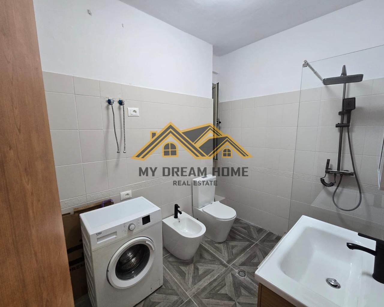 VENDI IMMOBILIARE: APPARTAMENTO 2+1 SPIAGGIA ILIRIA DURRES