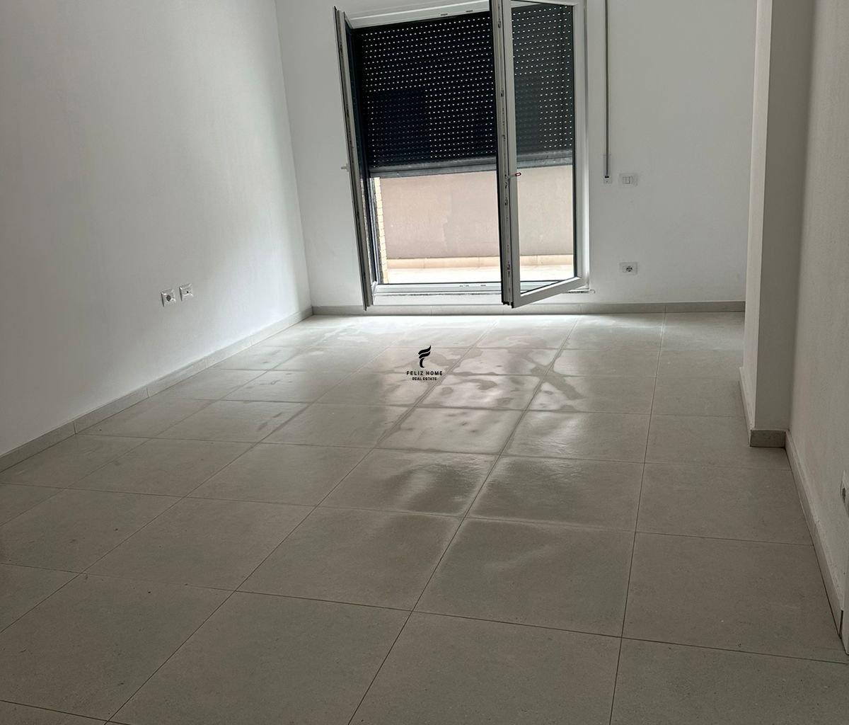 Commercial Space for Rent 120m2 on Boulevard, New Building, 60,000 LEK FH-71149