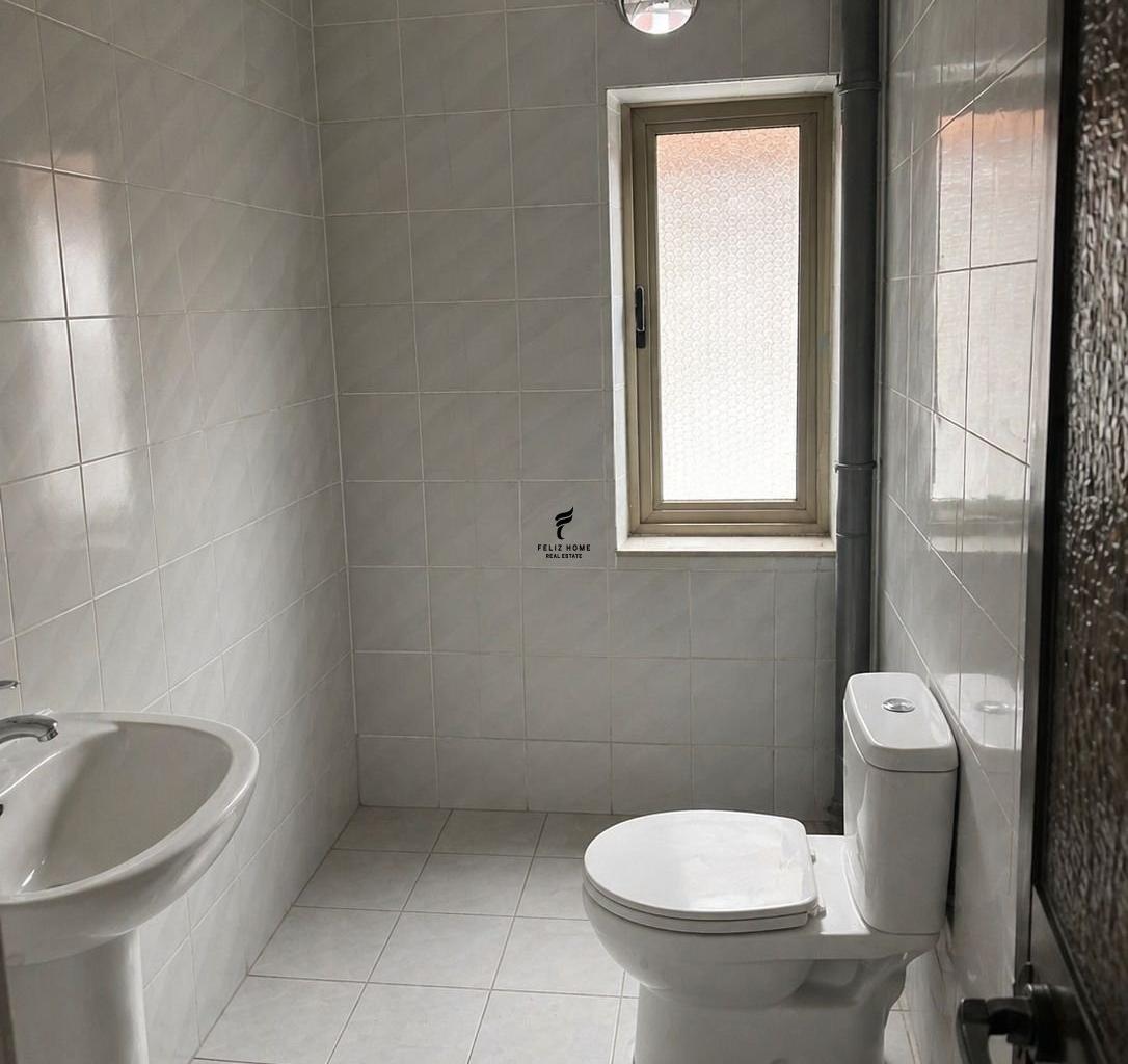 Shop for Rent 58 m2, Brryl 80,000 LEK