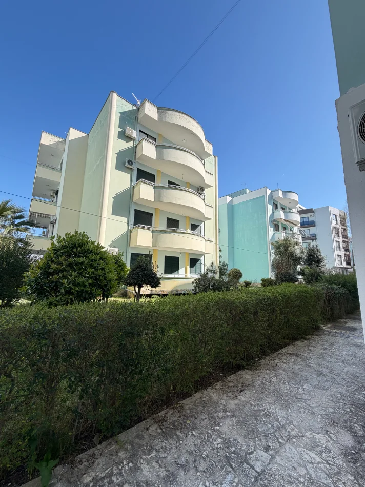 Durres, shitet apartament 2+1+Ballkon Kati 1, 76 m² 105.000 €