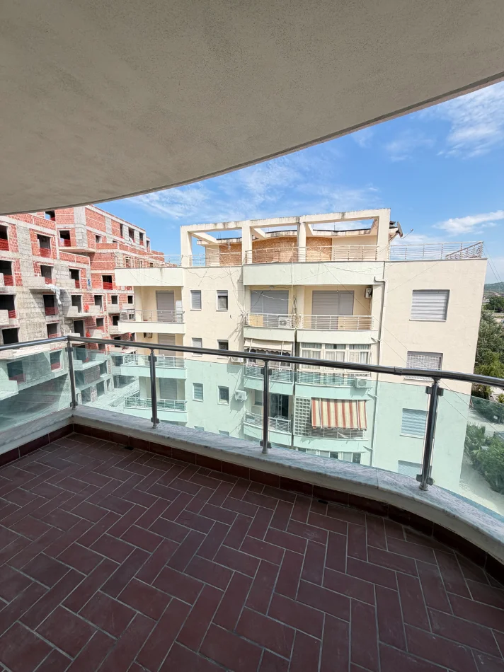 Durres, shitet apartament 1+1+Ballkon Kati 2, 58 m² 82.000 €