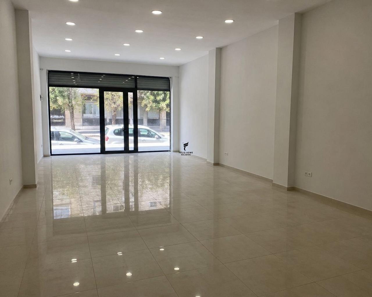 DYQAN ME QERA 45M2 RRUGA BARDHYL 70.000 LEKE FH-71598