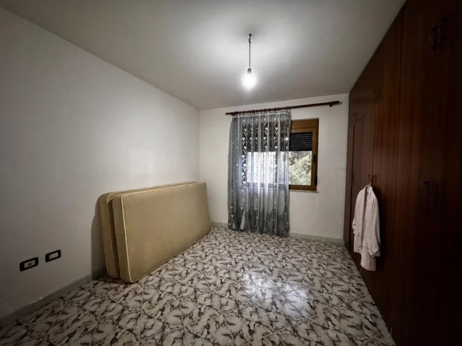 Durres, vendesi appartamento 1+1 con balcone, piano 3, 60 m², 70.000 €