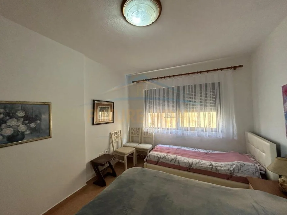 Durres, vendesi appartamento 1+1 con balcone al terzo piano, 50 m² 115.000 €