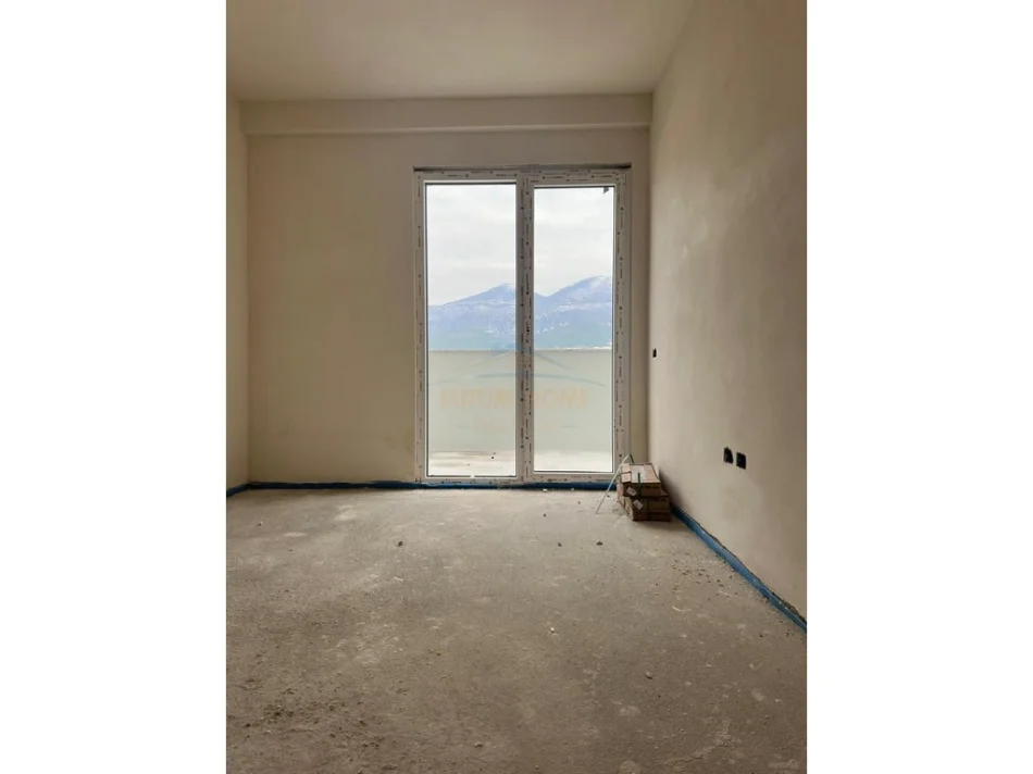 Tirane, vendesi appartamento 2+1 Piano 4, 84 m² 176.000 € (ALI DEMI)