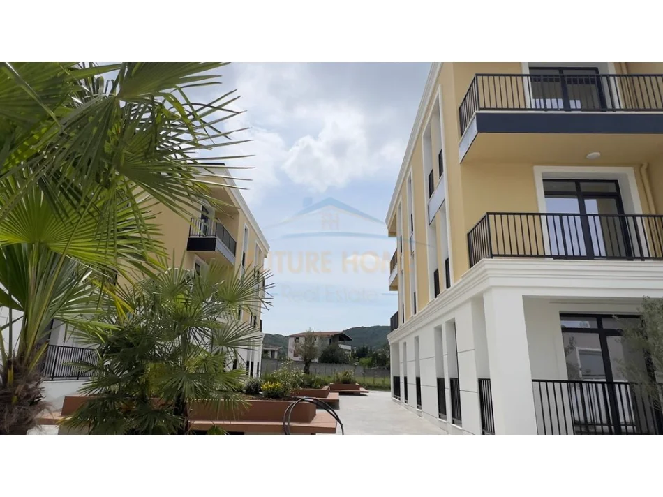 Tirane, shitet apartament 2+1 Kati 1, 80 m² 148.074 € (SAUK)