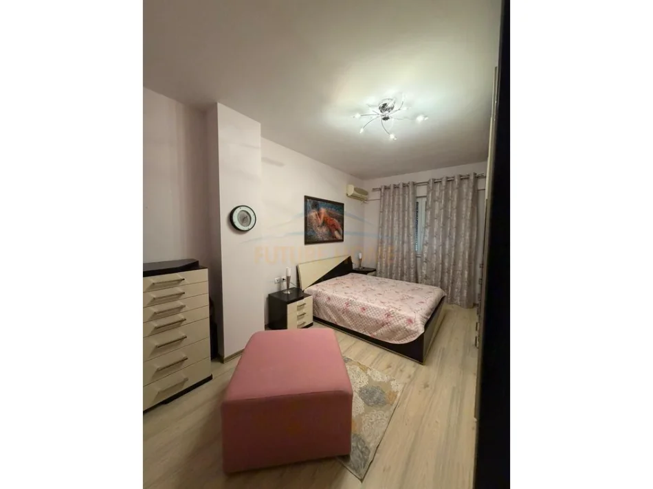 Tirana, Apartment for Sale 2+1, 4th Floor, 105 m², €325,000 (BARRIKADAVE STREET)