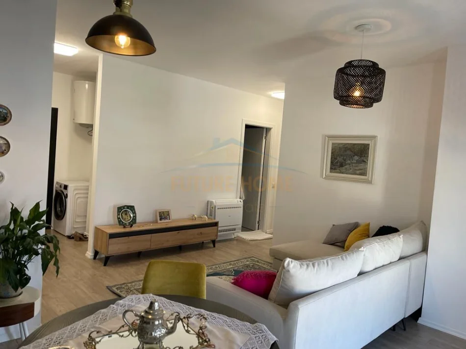 Tirane, vendesi appartamento 2+1 Piano 7, 87 m² 138.000 € (QTU)