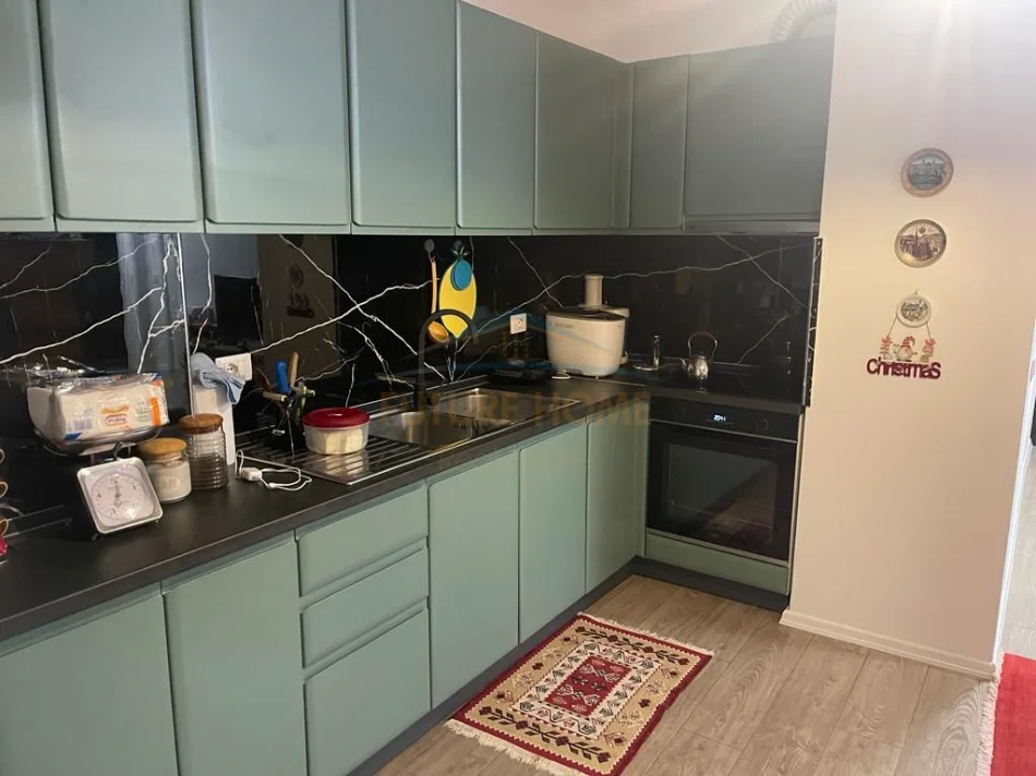 Tirane, vendesi appartamento 2+1 Piano 7, 87 m² 138.000 € (QTU)
