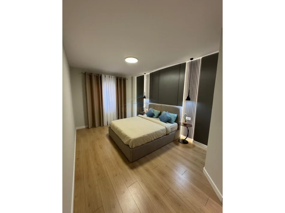 Tirane, Apartment for Sale 2+1, 8th Floor, 116 m², €285,000 (ZOGU I ZI)