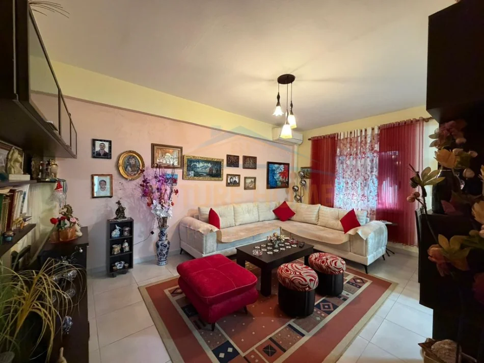 Durres, shitet apartament 2+1+Ballkon Kati 4, 86 m² 105.000 €