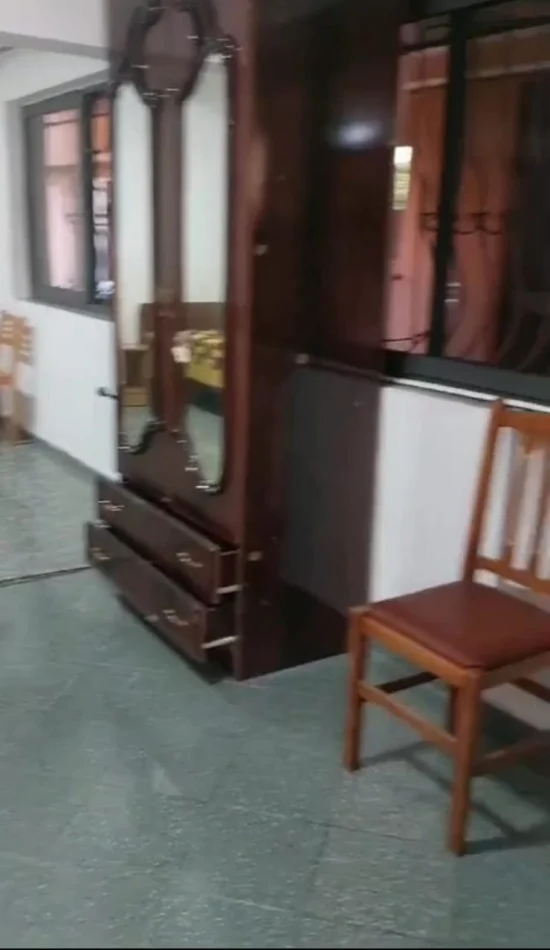 Tirana, affitto di appartamento 1+1 Piano 1, 65 m² 300 € (Piazza Nuova)