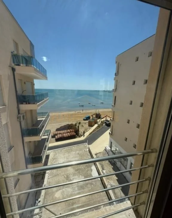 Durres, jepet me qera apartament 2+1+Ballkon Kati 4, 112 m² 450 €