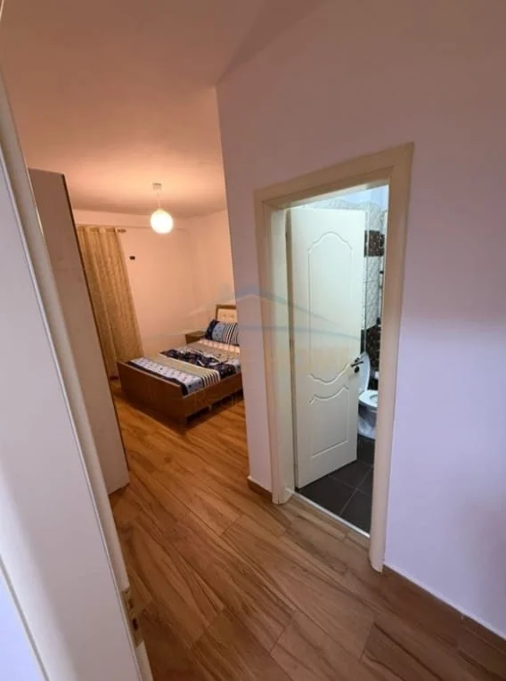 Durres, jepet me qera apartament 2+1+Ballkon Kati 4, 112 m² 450 €