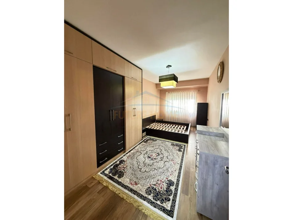 Tirane, Apartment for Rent 2+1, 5th Floor, 116 m², €500 (Yzberisht)