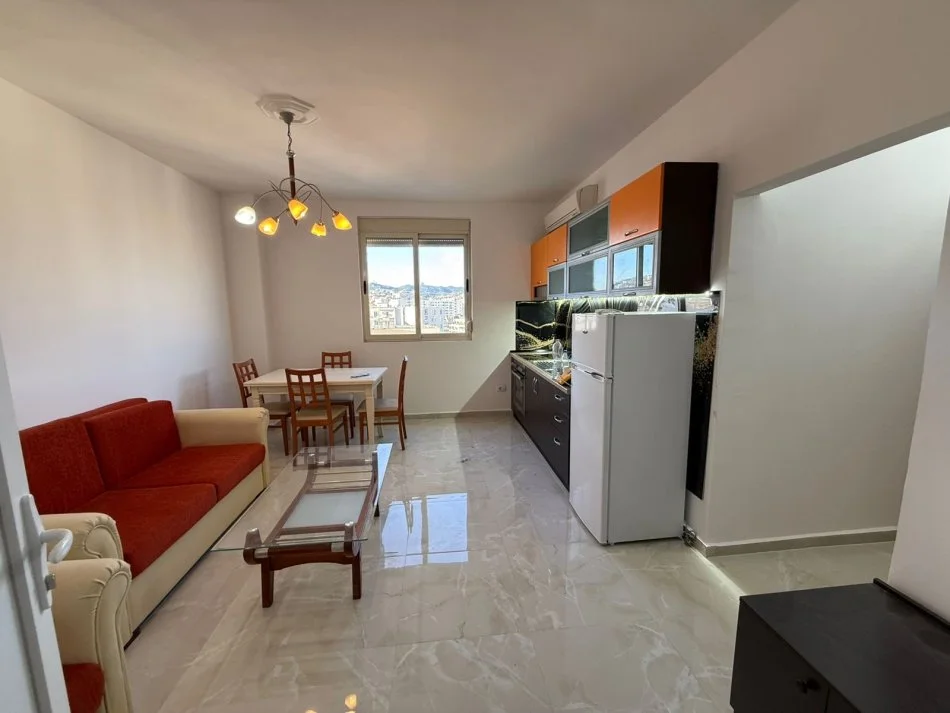 Durres, 1+1 Apartment for Rent, 8th Floor, €400