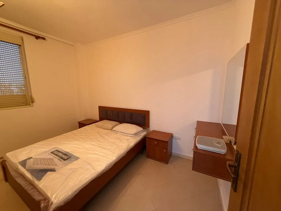 Durres, 1+1 Apartment for Rent, 8th Floor, €400