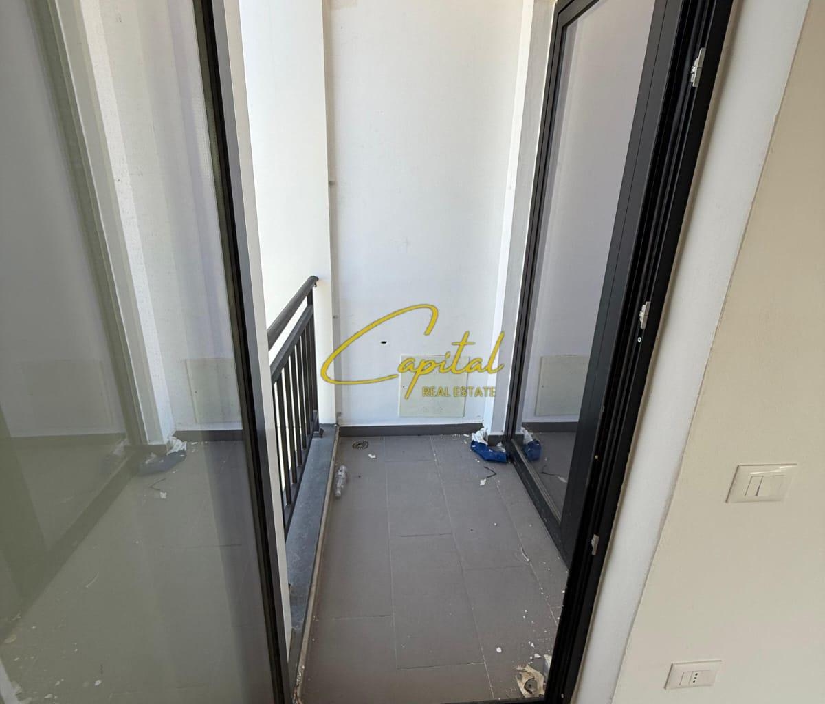 ZYRE ME QIRA 81 M2 FARMACIA 10 500 EURO
