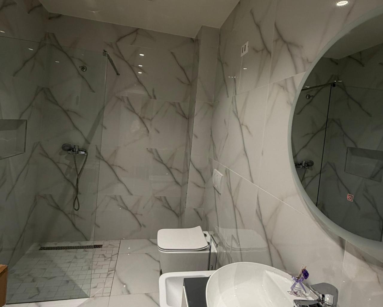 🏢✨ AFFITTO UFFICIO – 3 AMBIENTI + POSTO AUTO