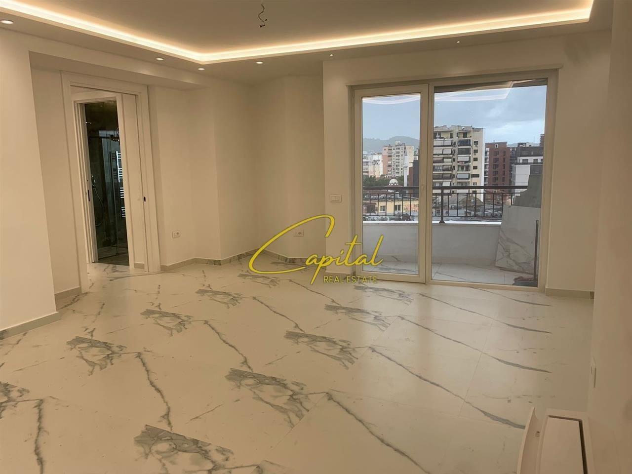 ZYRE ME QERA 110 M2 RRUGA MINE PEZA 1.050 EURO