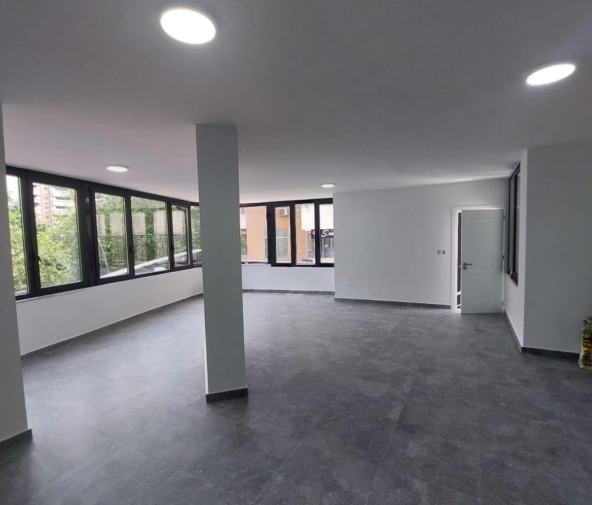 Ground Floor Apartment for Rent, Pallati with Elevator