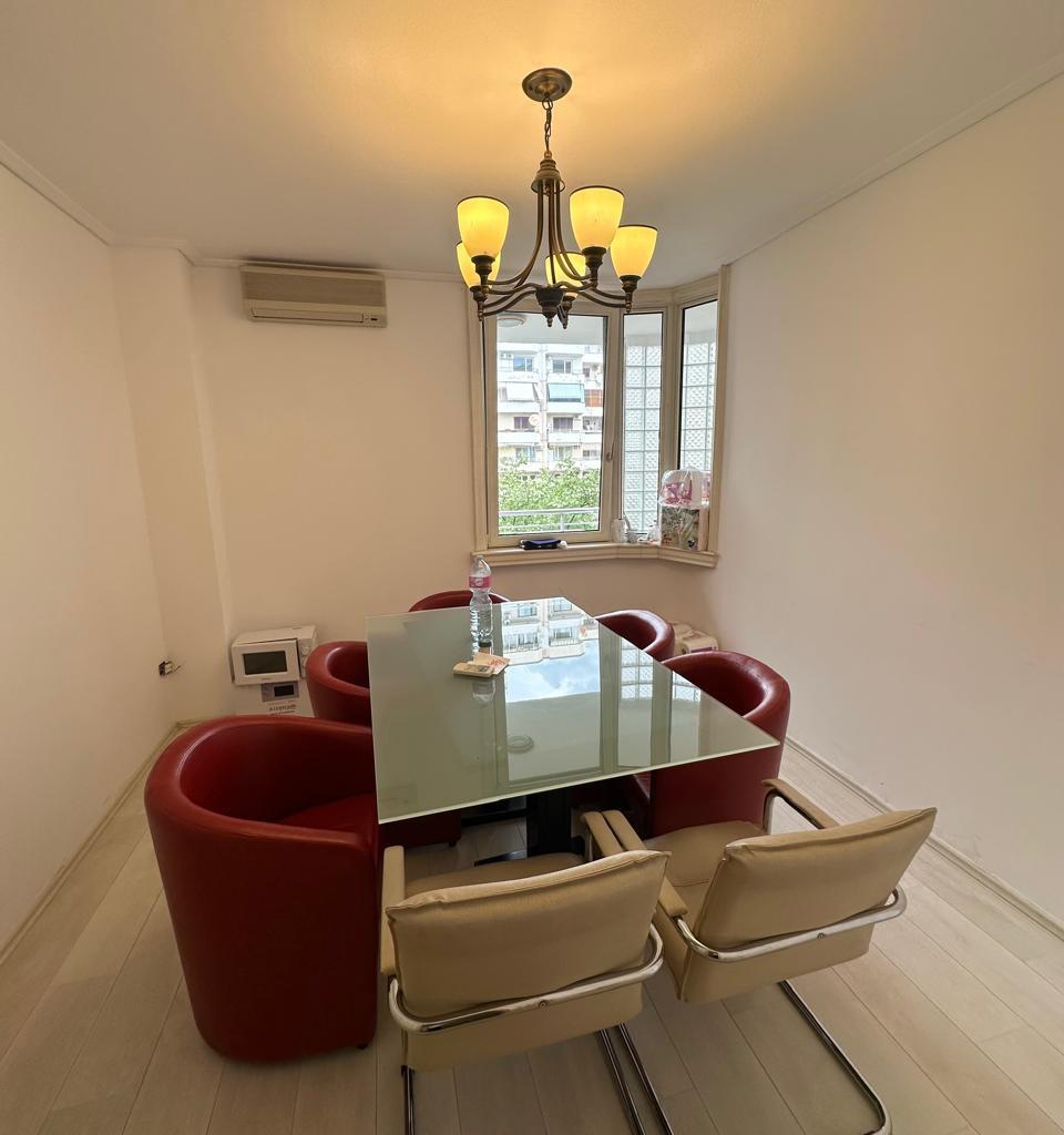 Office for Rent in Bllok