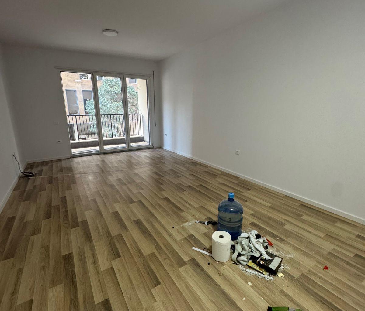FOR RENT OFFICE WITH BALCONY 106m2 DON BOSKO