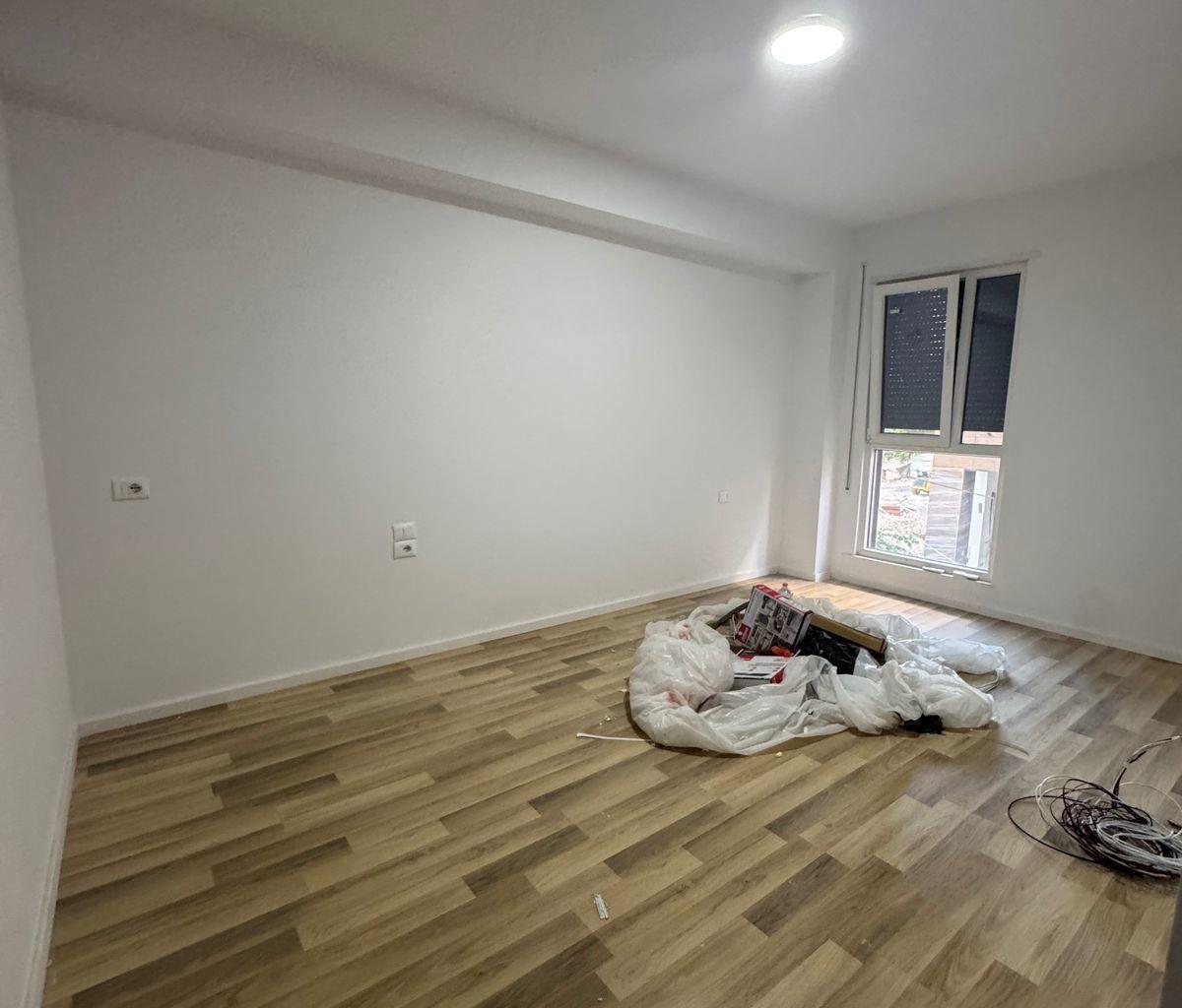 FOR RENT OFFICE WITH BALCONY 106m2 DON BOSKO