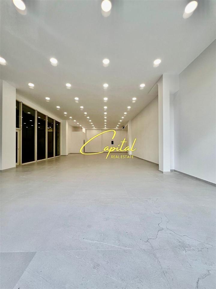 DYQAN ME QERA 170 M2 BLV GJERGJ FISHTA 4.200 EURO