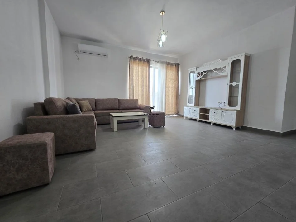 Tirane, vendesi appartamento 2+1 Piano 5, 111 m² 115.000 € (KAMEZ)