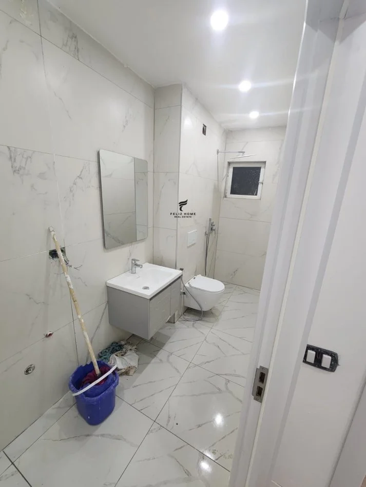 Tirane, vendesi appartamento 1+1 Piano 2, 54 m² 180.000 € (COMUNE DI PARISIT)