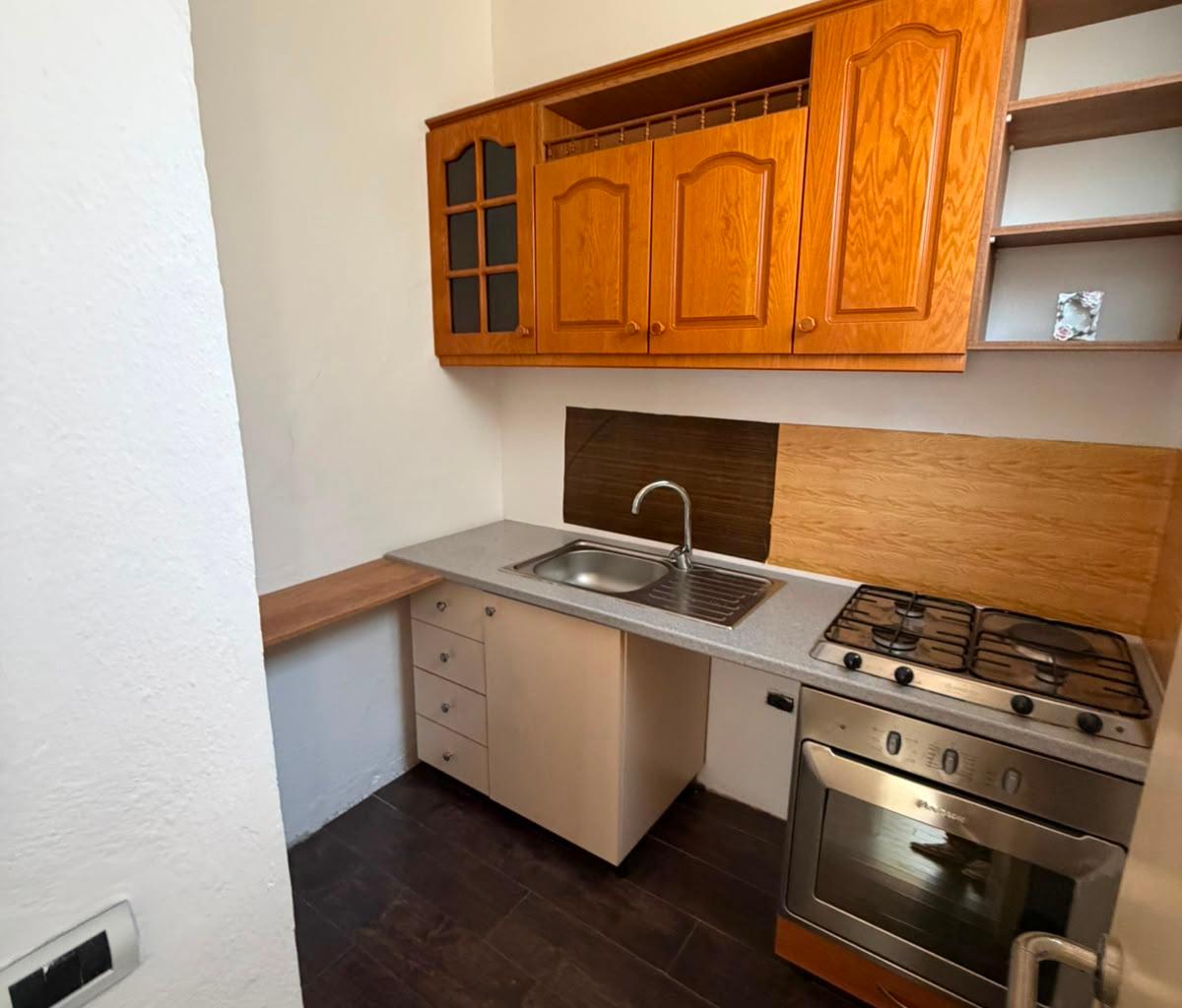 Appartamento 1+1 con balcone, Bllok