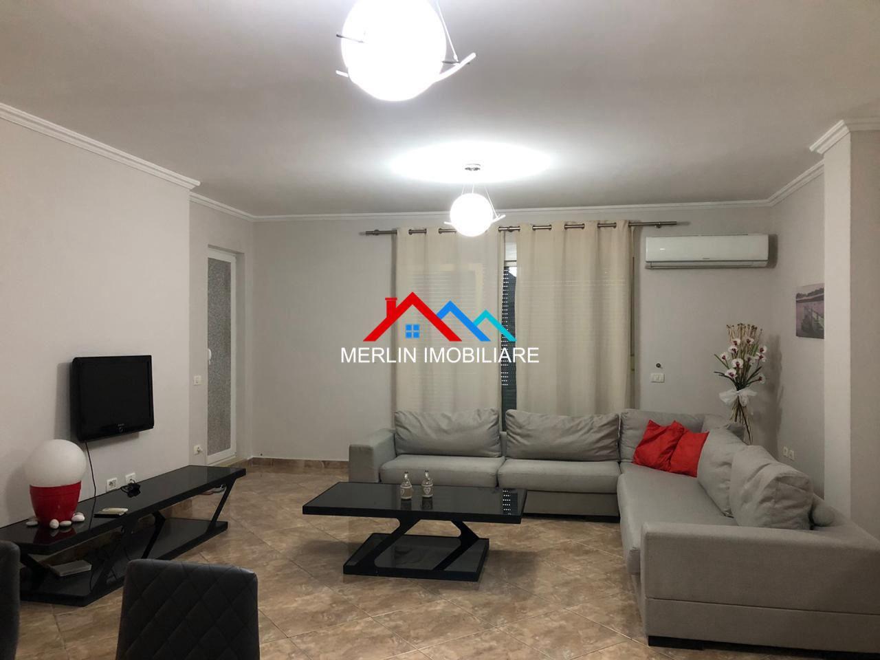 SHITET APARTAMENT 2+1+2 TEK LIQENI I THATE.