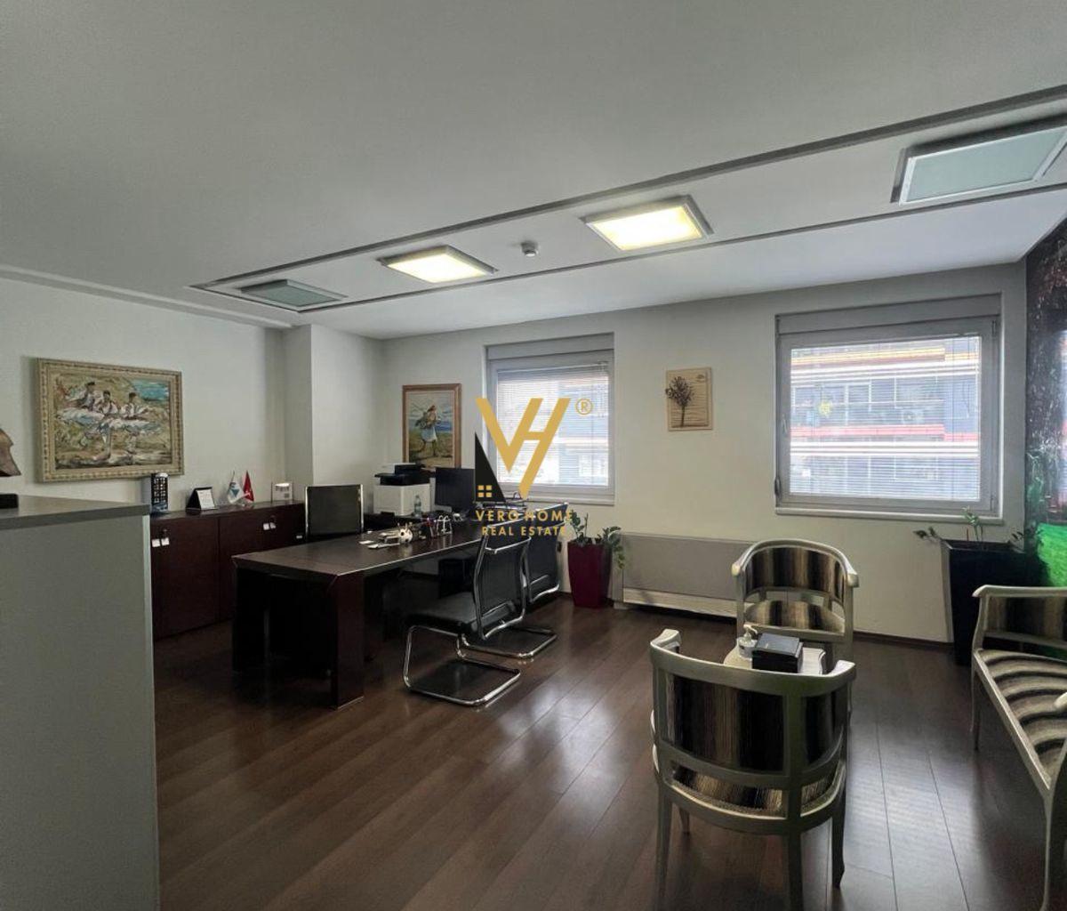 RENTAL OFFICE 116 M2 IN BLOCK AREA FOR 2000 EURO