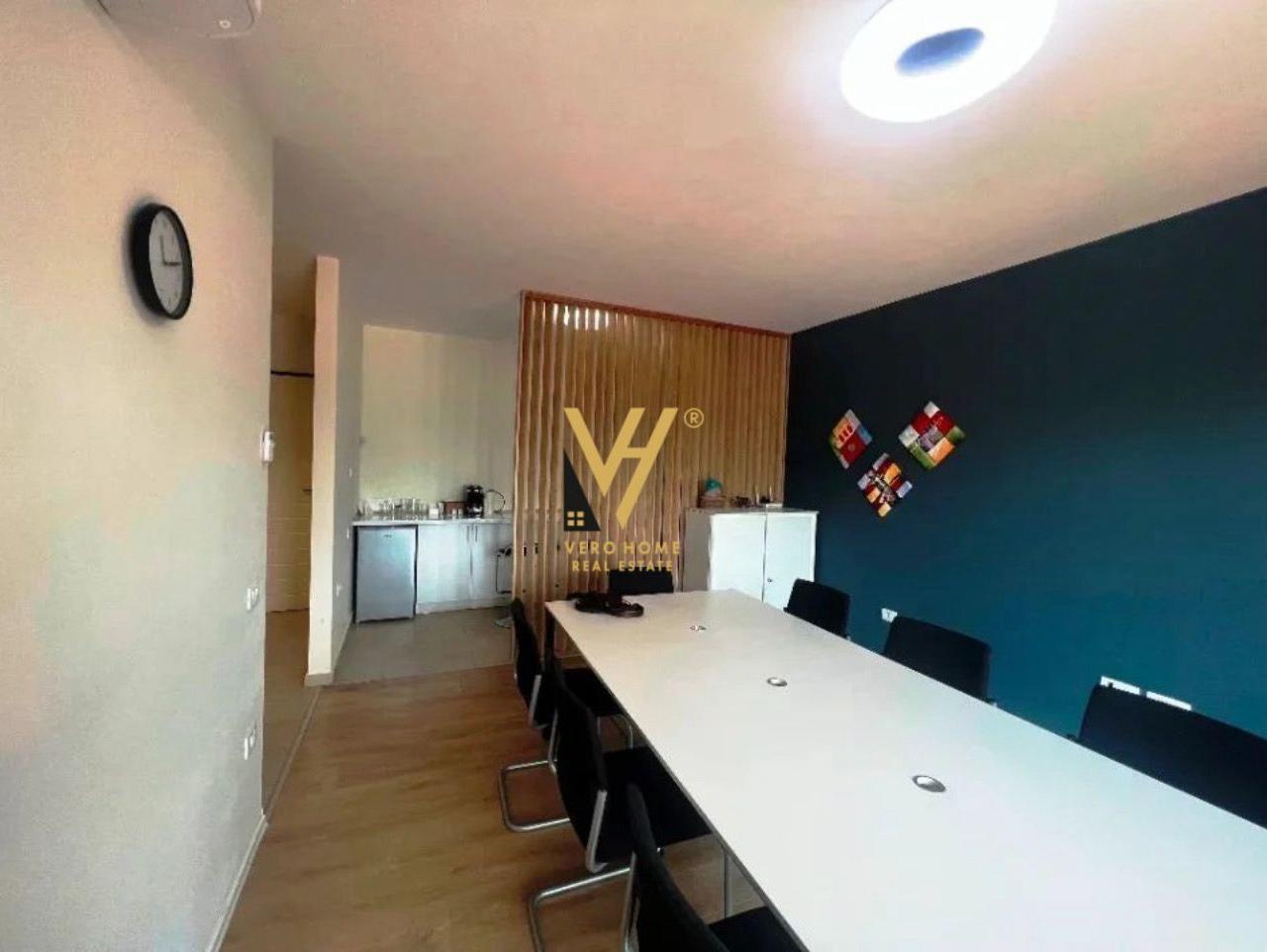 RENTAL BUSINESS SPACE 100 M2 NEAR OLYMPIK, 1,100 EURO