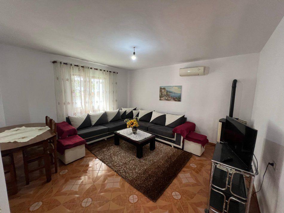 JEPET SHTEPI PRIVATE ME QERA NE YZBERISHT 800 EURO