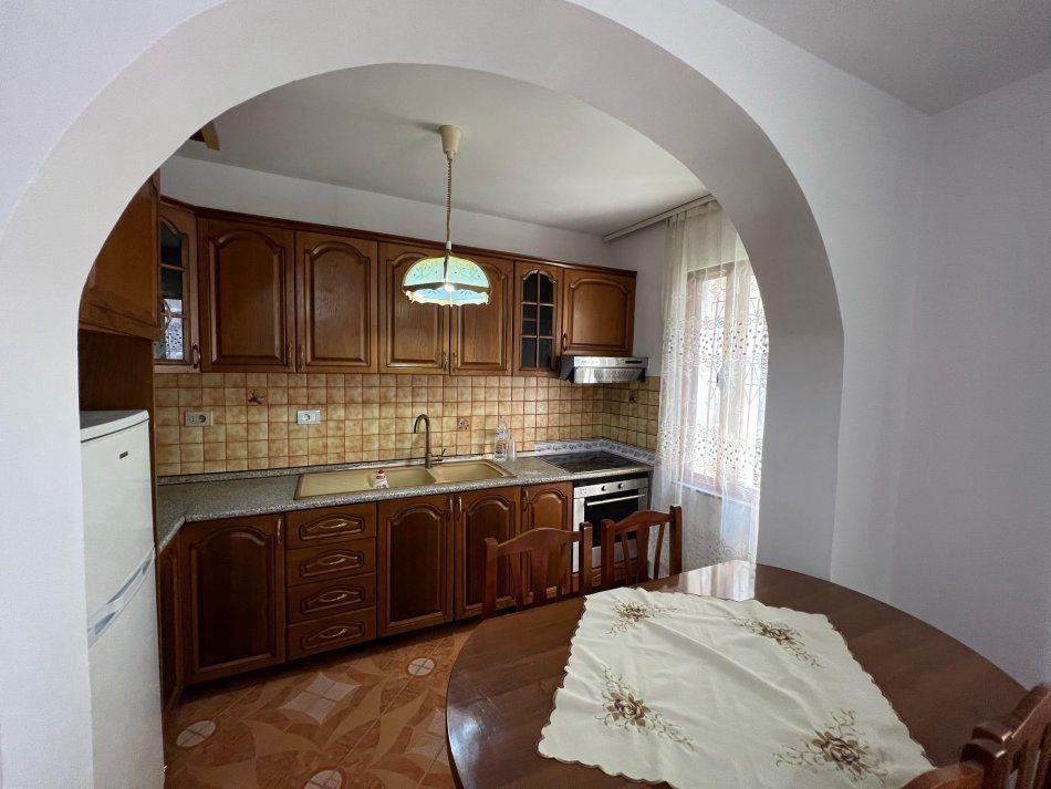 PRIVATE HOUSE FOR RENT IN YZBERISHT 800 EURO