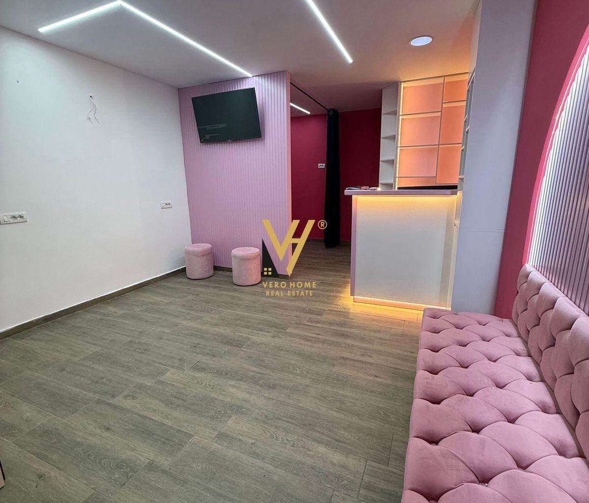 JEPET ZYRE 40 M2 ME QERA TE TOM DOSHI, SHKOZE 35.000 LEKE