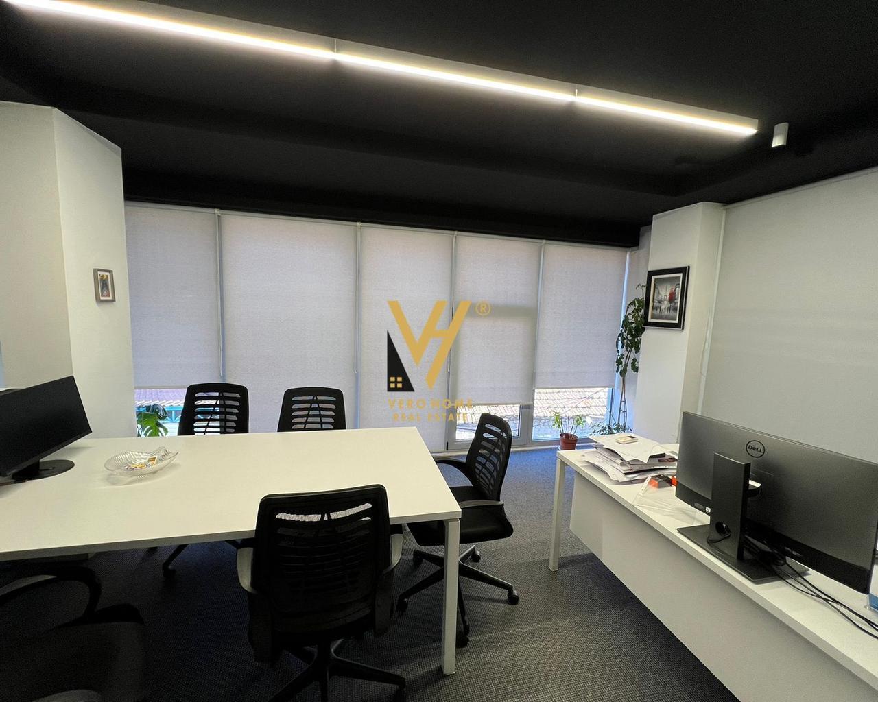 RETAIL SPACE 72 M2 FOR RENT AT PAZARI I RI 1,100 EURO