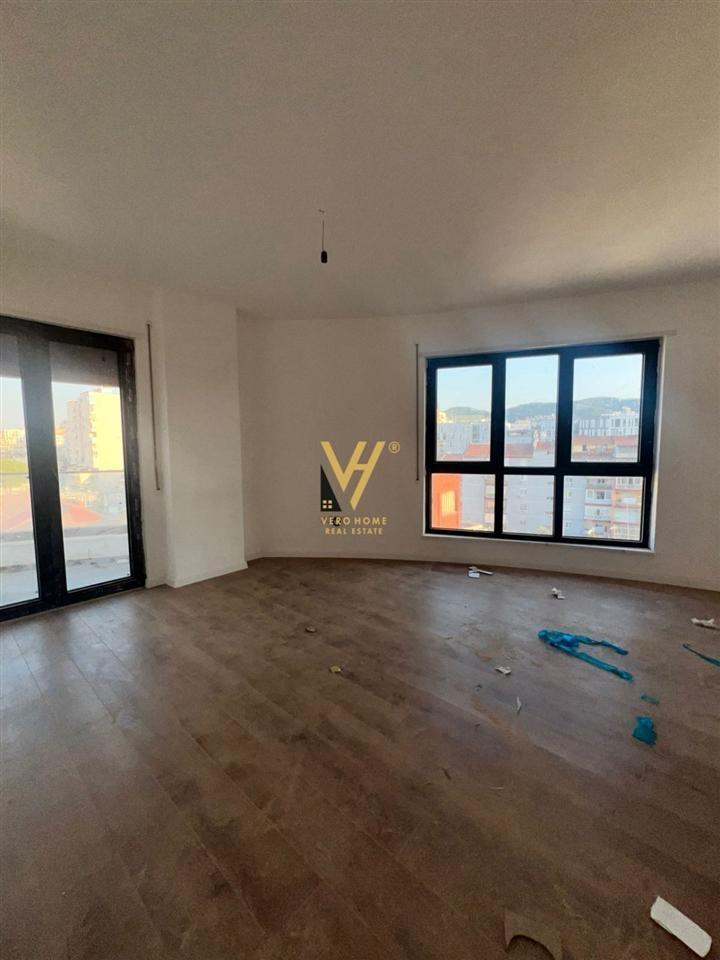 FOR RENT 95 m2 APARTMENT WITH COURTYARD IN PARISIT MUNICIPALITY 700 EURO