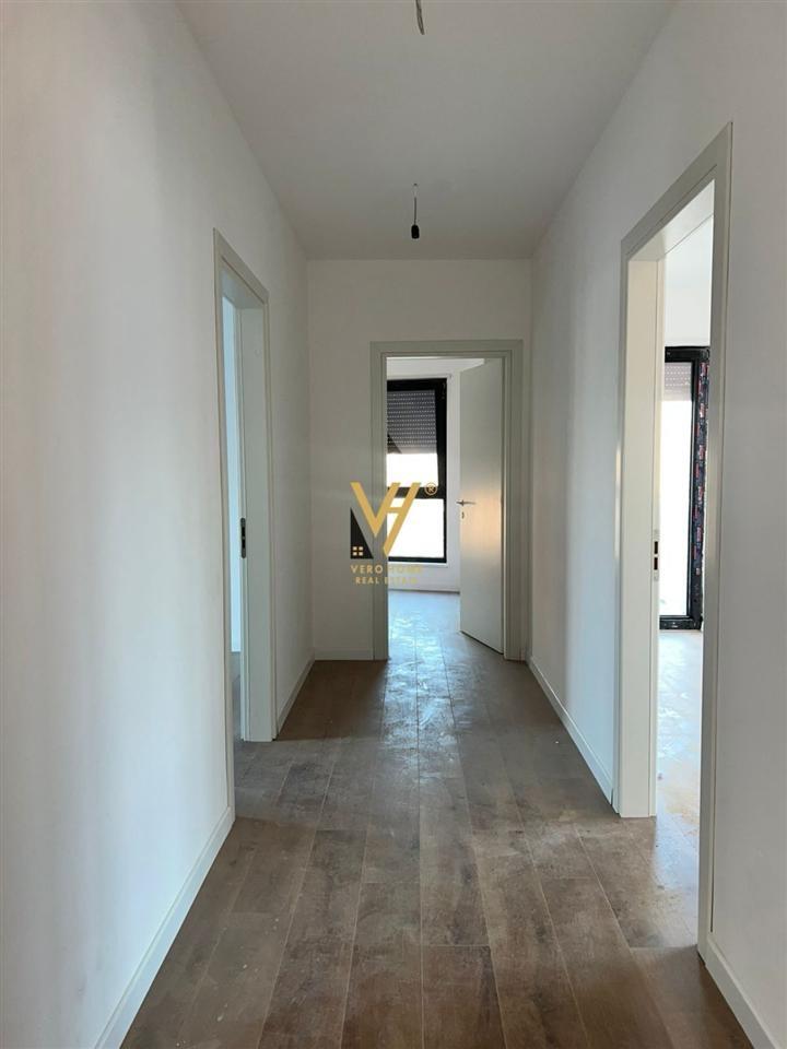 FOR RENT 95 m2 APARTMENT WITH COURTYARD IN PARISIT MUNICIPALITY 700 EURO