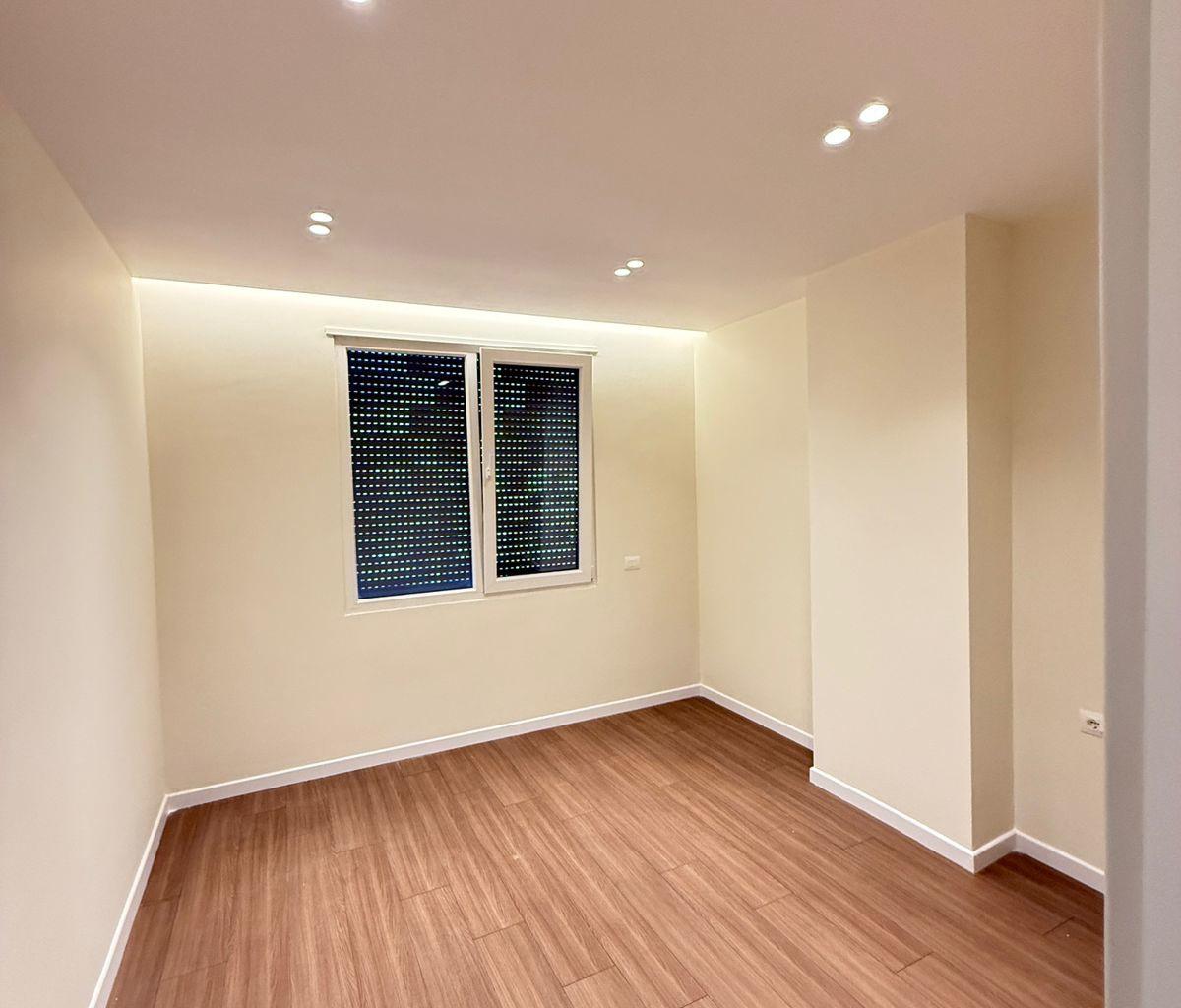 🏡 SHITET APPARTAMENTO 2+1 – BULEVARDI ZHAN D'ARK