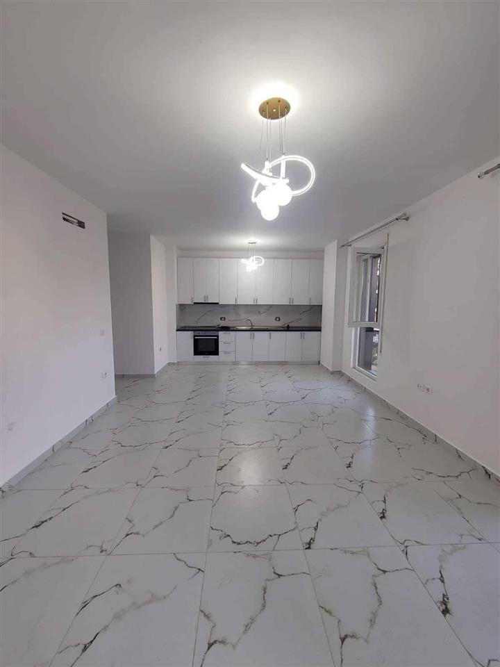ZYRE ME QERA 104M2 DON BOSKO 60.000 LEKE FH-84809