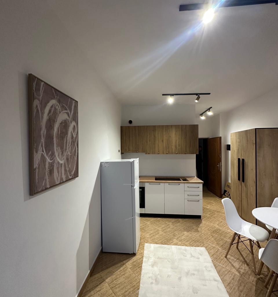 🏖️ GARSONIERE IN VENDITA – SHKËMBI I KAVAJËS, DURRËS
