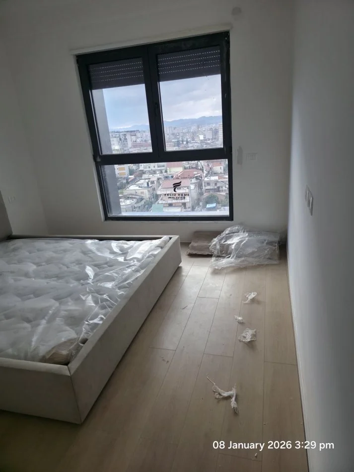 Tirana, affitto mensile appartamento 2+1 Piano 8, 88 m² 700 € (VIA RIVIERA)