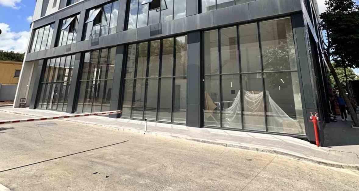 Rruga Barikadave, Affitto Spazio Aperto, Edificio Nuovo